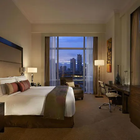 Fairmont Makati Hotel Makati City Exterior photo Deluxe Room