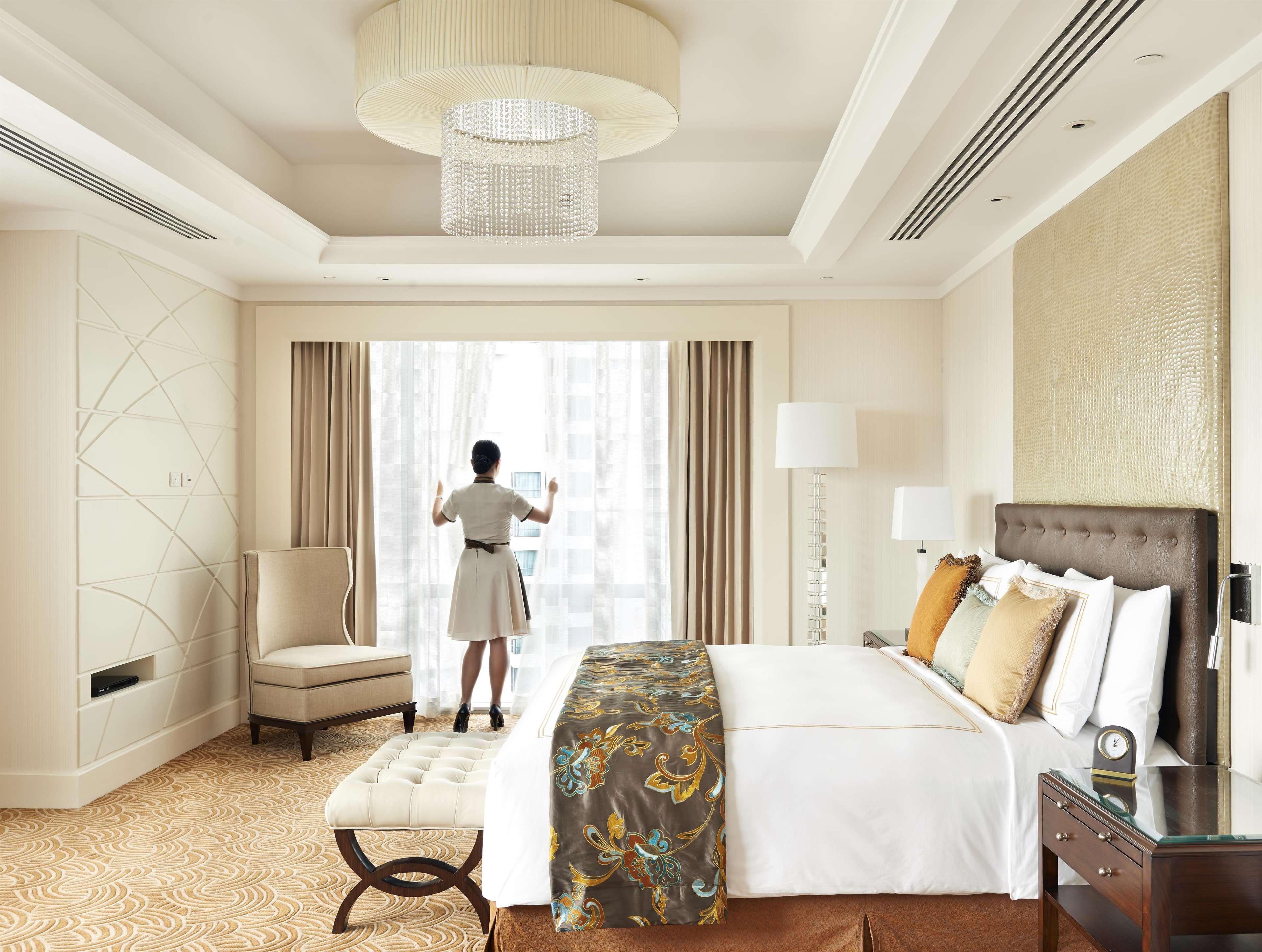 Fairmont Makati Hotel Makati City