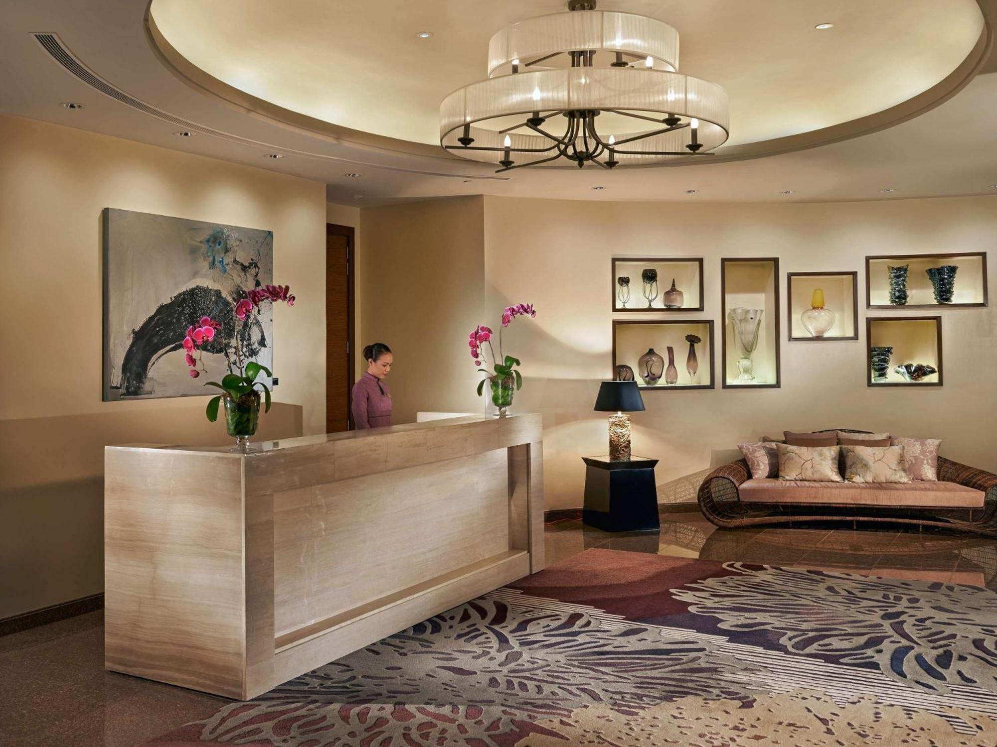 Hotel Fairmont Makati Makati City