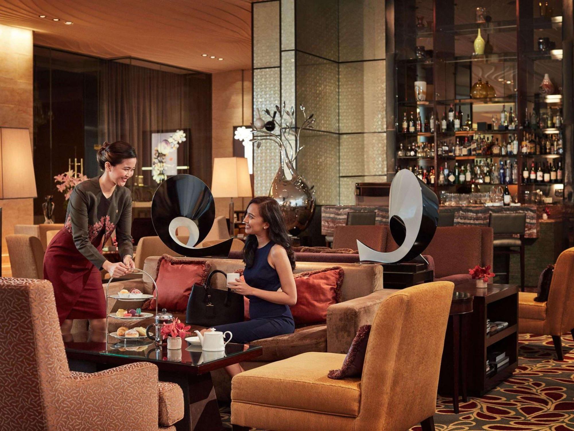 Hotel Fairmont Makati Makati City