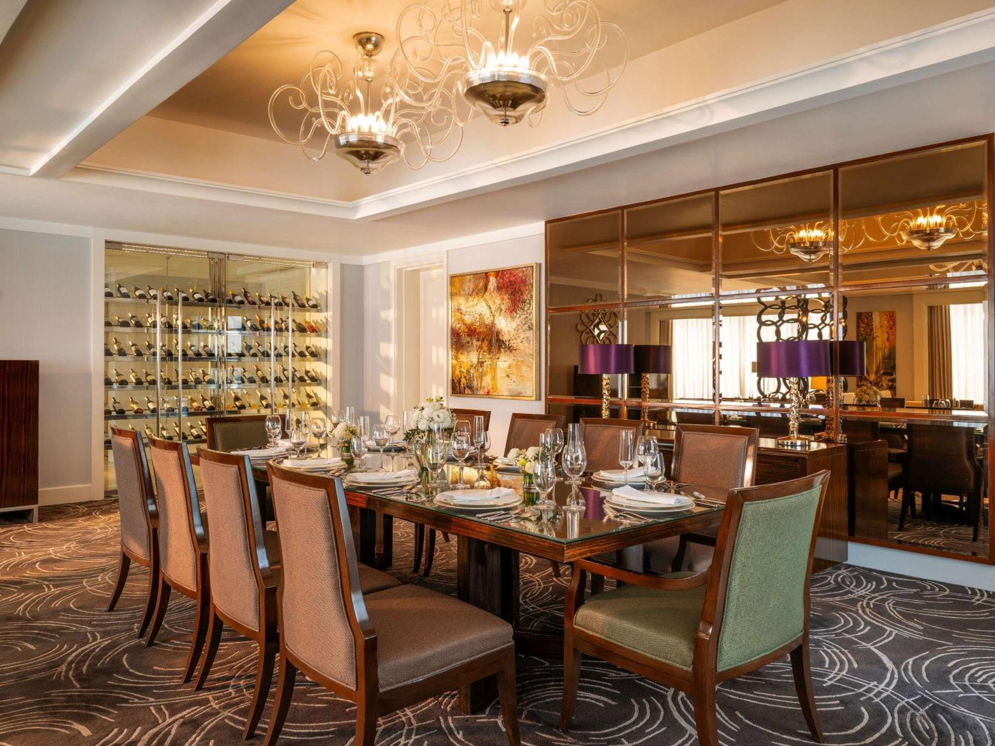 Fairmont Makati Hotel